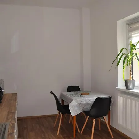 Διαμέρισμα Thistle C 1 *